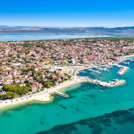 Apartamento Spacious With Pool,