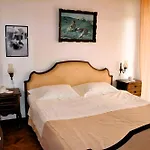Spacious With Pool, Pakostane
