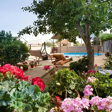 Apartment Spacious With Pool, *