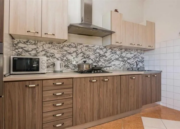 Апартаменты Spacious With Pool, Пакоштане